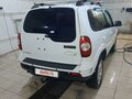 2016 Chevrolet Niva I Рестайлинг, белый, 790000 рублей - вид 4