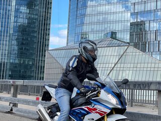 2018 BMW S 1000 RR, белый, 1500000 рублей, вид 2
