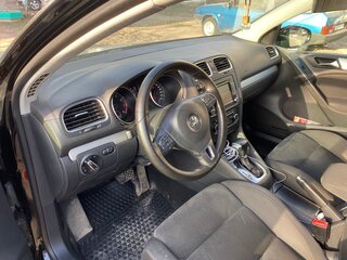 2010 Volkswagen Golf VI, чёрный, 990000 рублей, вид 4
