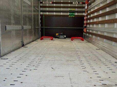 2015 Iveco EuroCargo, красный, 4900000 рублей, вид 4