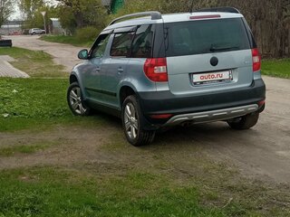 2010 Skoda Yeti I, серый, 900000 рублей, вид 2
