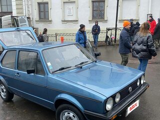 1983 Volkswagen Golf I, голубой, 950000 рублей, вид 4