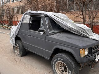 1990 Mitsubishi Pajero I, чёрный, 200000 рублей, вид 2