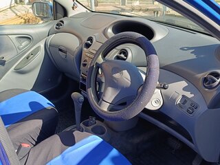 2001 Toyota Vitz I (P10), синий, 400000 рублей, вид 5