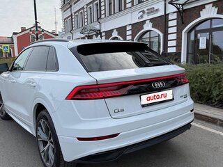 2019 Audi Q8 55 TFSI I (4M), белый, 6200000 рублей, вид 4
