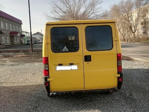 2001 Peugeot Boxer, жёлтый, 510000 рублей - вид 11