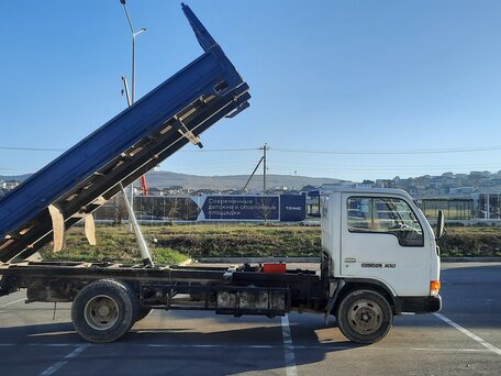 1995 Nissan Condor, белый, 1400000 рублей, вид 4