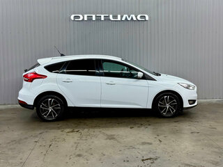 2017 Ford Focus III Рестайлинг, белый, 987000 рублей, вид 4
