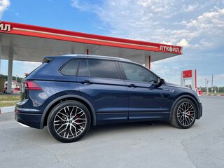 2017 Volkswagen Tiguan II, синий, 3500000 рублей, вид 3