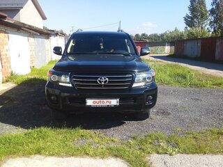2014 Toyota Land Cruiser 200 Series Рестайлинг 1, чёрный, 5500000 рублей, вид 2