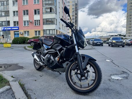2018 Honda NC 750S, коричневый, 850000 рублей, вид 3