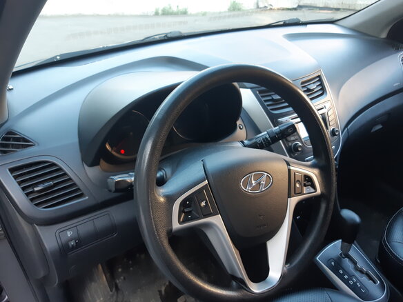 2011 Hyundai Solaris I, серый, 850000 рублей - вид 8