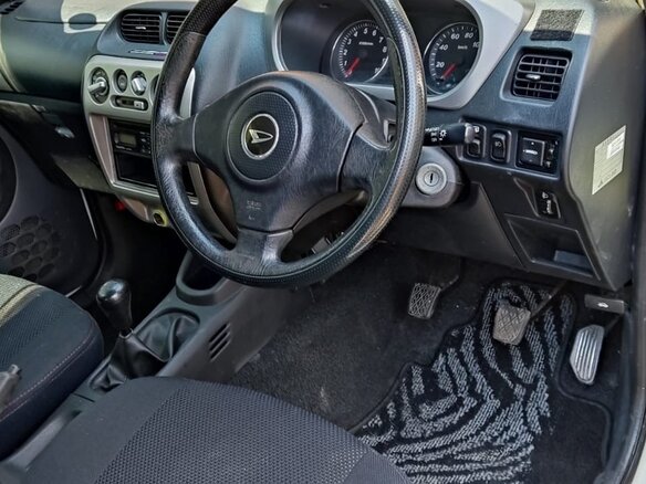 2010 Daihatsu Terios Kid I, белый, 650000 рублей - вид 7