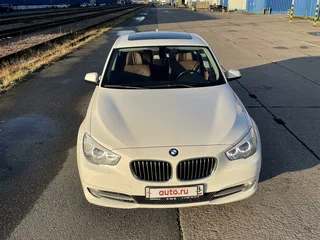 2010 BMW 5 серии Gran Turismo 530d xDrive VI (F10/F11/F07), белый, 2590000 рублей, вид 3
