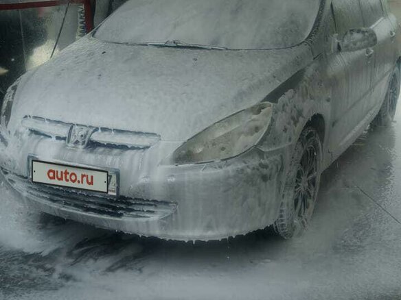 2001 Peugeot 307 I, серебристый, 300000 рублей - вид 4