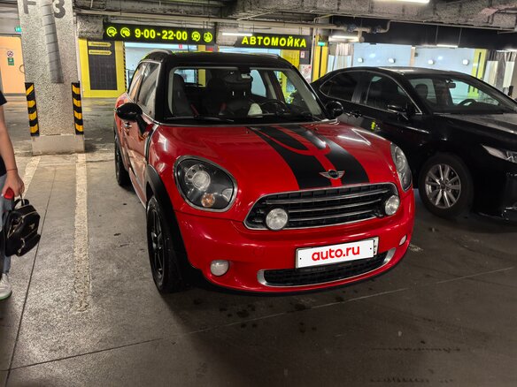 2011 Mini Countryman Cooper I, красный, 910000 рублей - вид 2