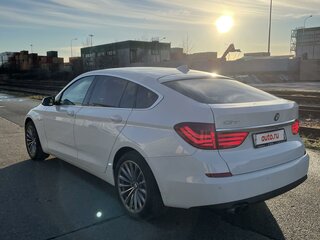 2010 BMW 5 серии Gran Turismo 530d xDrive VI (F10/F11/F07), белый, 2590000 рублей, вид 5