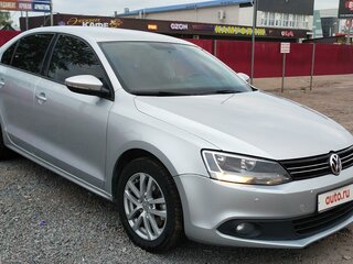 2012 Volkswagen Jetta VI, серебристый, 850000 рублей, вид 3