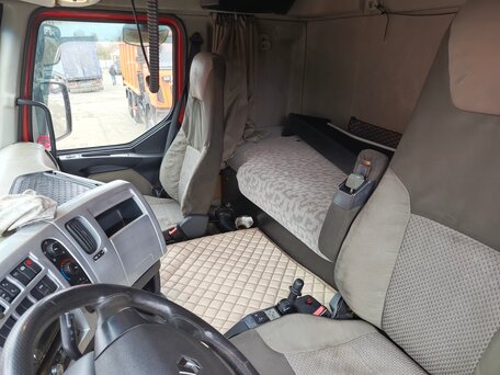 2010 Renault Premium, красный, 2000000 рублей, вид 4