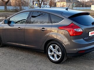 2012 Ford Focus III, серый, 835000 рублей, вид 5
