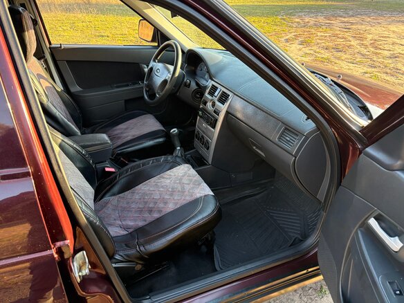 2012 Lada (ВАЗ) Priora I, пурпурный, 379000 рублей - вид 13