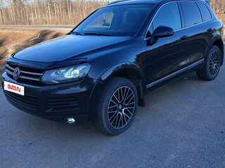 2010 Volkswagen Touareg II, чёрный, 1850000 рублей, вид 1
