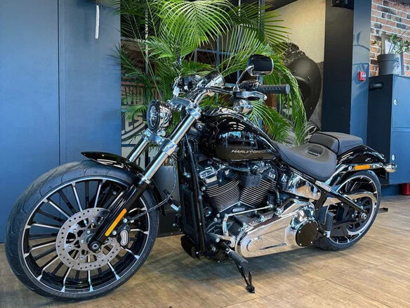 2025 Harley-Davidson Breakout, чёрный, 3600000 рублей - вид 8
