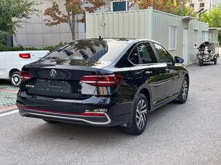 2023 Volkswagen Lavida III Рестайлинг, чёрный, 1336300 рублей, вид 4