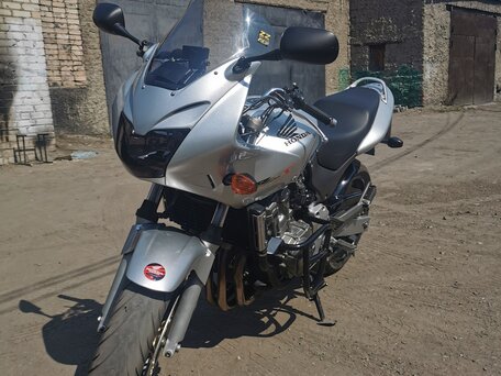 2003 Honda CB 600F Hornet, серебристый, 420000 рублей, вид 1
