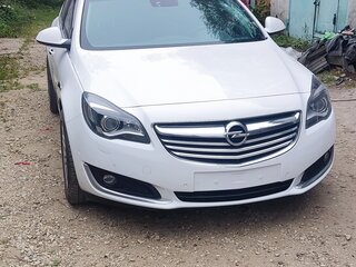 2013 Opel Insignia I Рестайлинг, белый, 1800000 рублей, вид 1