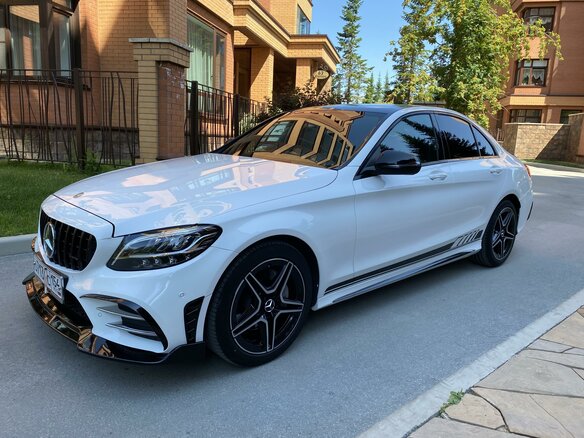 2018 Mercedes-Benz C-Класс 200 IV (W205) Рестайлинг, белый - вид 1