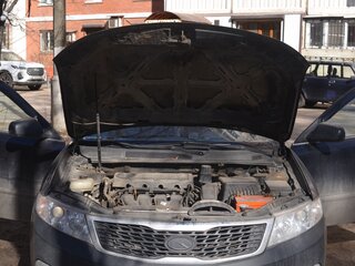 2009 Kia Optima II Рестайлинг, чёрный, 600000 рублей, вид 3