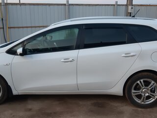 2013 Kia Ceed II, белый, 775000 рублей, вид 4
