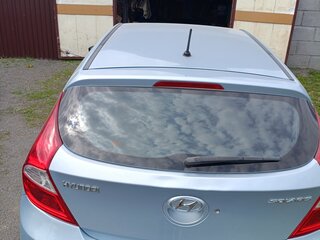2012 Hyundai Solaris I, серый, 990000 рублей, вид 5