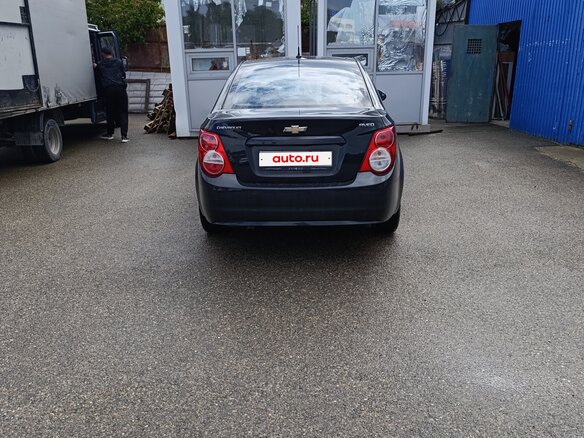 2012 Chevrolet Aveo II, чёрный, 700000 рублей - вид 1
