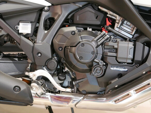 2022 Honda NT1100, белый, 1920000 рублей - вид 8
