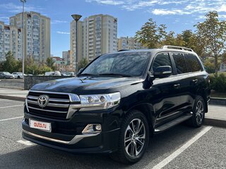 2018 Toyota Land Cruiser 200 Series Рестайлинг 2, чёрный, 6700000 рублей, вид 3