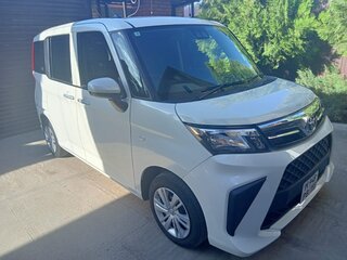 2021 Toyota Roomy I Рестайлинг, белый, 1120000 рублей, вид 2
