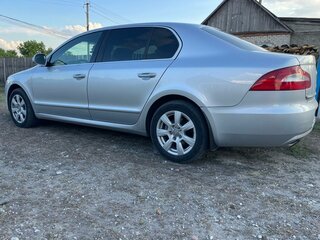 2008 Skoda Superb II, серебристый, 700000 рублей, вид 4