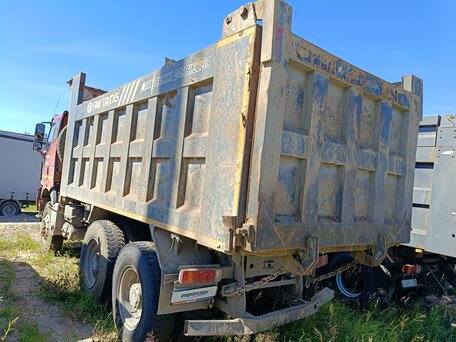 2023 FAW J6 CA3250, красный, 3111583 рублей, вид 4