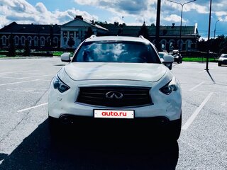 2015 Infiniti QX70, белый, 2690000 рублей, вид 5