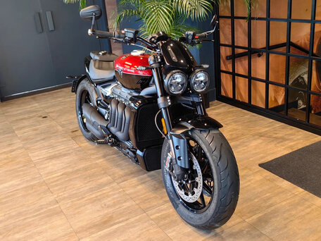 2024 Triumph Rocket 3, красный, 3650000 рублей, вид 5