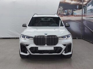 2021 BMW X7 M50d I (G07), белый, 10900000 рублей, вид 3