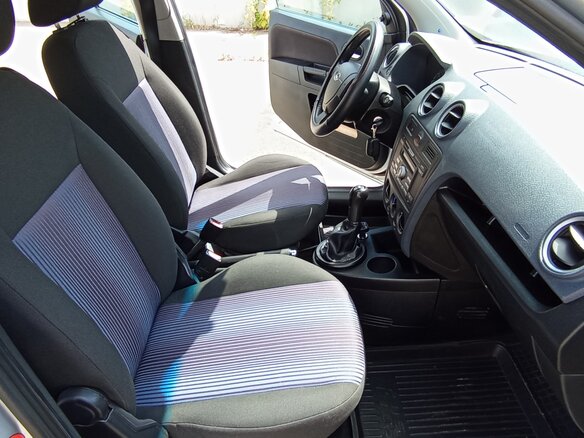 2008 Ford Fusion I Рестайлинг, серебристый, 380000 рублей - вид 4