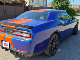 2018 Dodge Challenger III Рестайлинг 2, синий, 3650000 рублей, вид 4