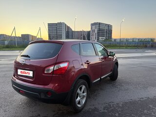 2012 Nissan Qashqai I Рестайлинг, красный, 890000 рублей, вид 4