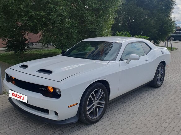 2020 Dodge Challenger III Рестайлинг 2, белый, 3450000 рублей - вид 2