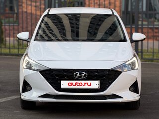 2021 Hyundai Solaris II Рестайлинг, белый, 1520000 рублей, вид 4
