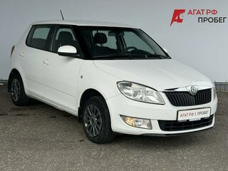2012 Skoda Fabia II Рестайлинг, белый, 535000 рублей, вид 3