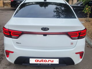 2019 Kia Rio IV, белый, 1390000 рублей, вид 2